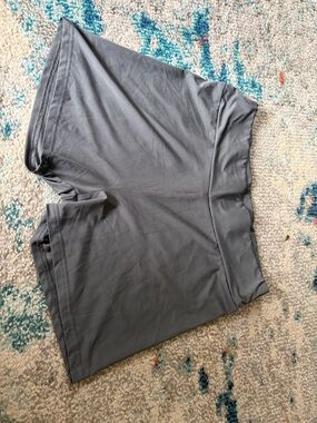 SHEIN Athletic Gray Stretch Performance Shorts